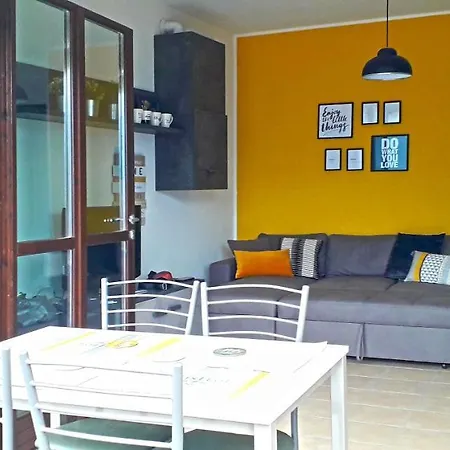 Апартаменты La Quiete Lemon Color By Gardadomusmea